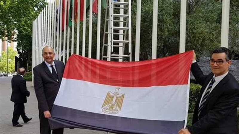 سليم يشهد مراسم رفع