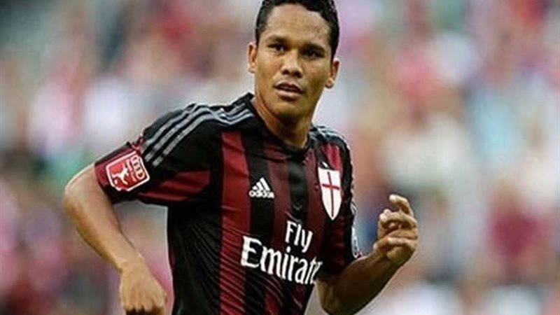 باكا مهاجم ميلان