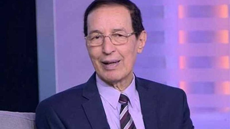 نقيب الإعلاميين يهنئ