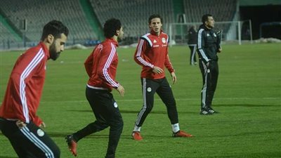 منتخب مصر يواصل تدريباته على فترتين بعد عودة رمضان صبحي
