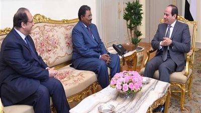 الرئيس السيسي يستقبل رئيس جهاز الأمن والمخابرات السوداني