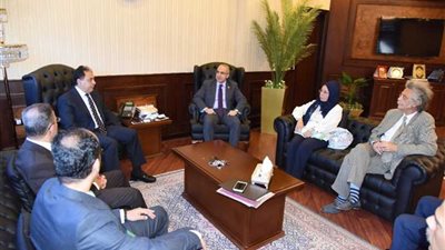 أحمد عماد: الدولة حريصة على تدريب الأطباء للارتقاء بمستواهم