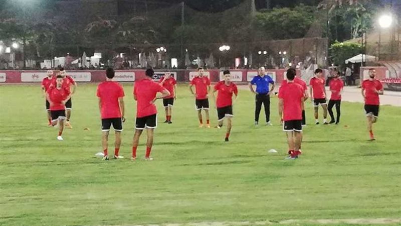 الأهلي يخوض مرانه