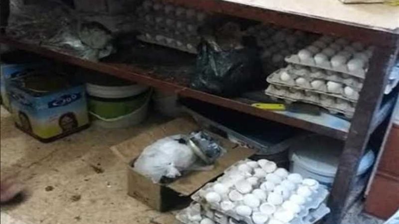 الكعك الصيني يغزو