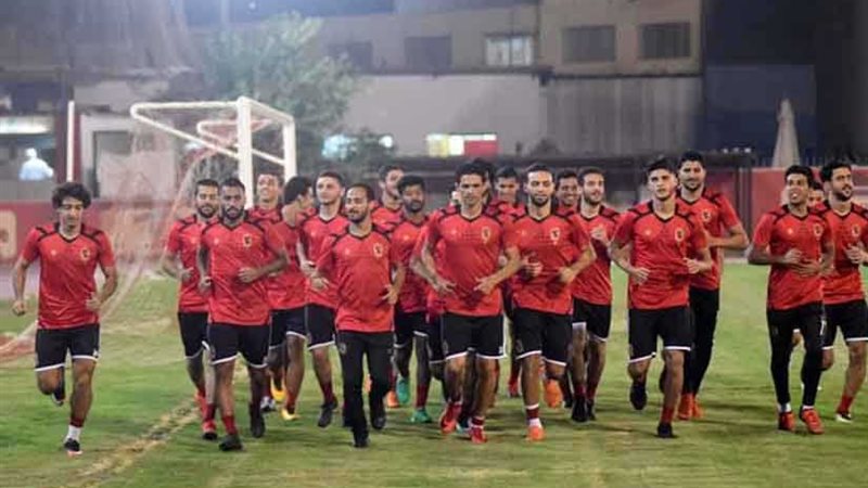 الأهلي يخاطب الثلاثي