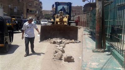 إعادة فتح الشوارع المحيطة بمركز شرطة القوصية في أسيوط