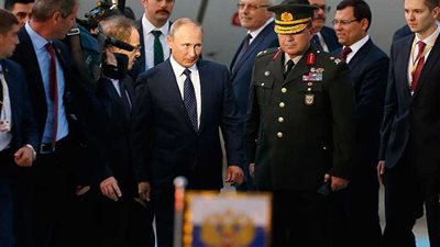 الرئيس الروسي يصل إلى بكين في زيارة رسمية