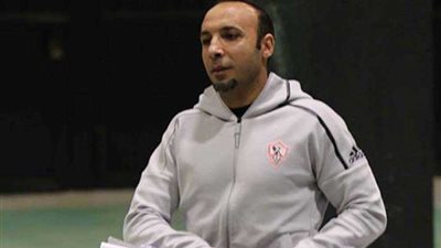 الزمالك يقبل استقالة أيمن عبدالعزيز