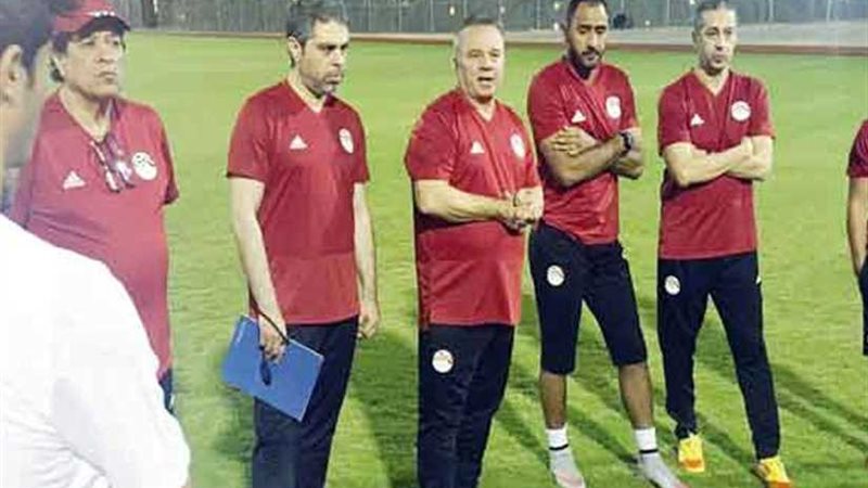 مصر تفوز على الجزائر