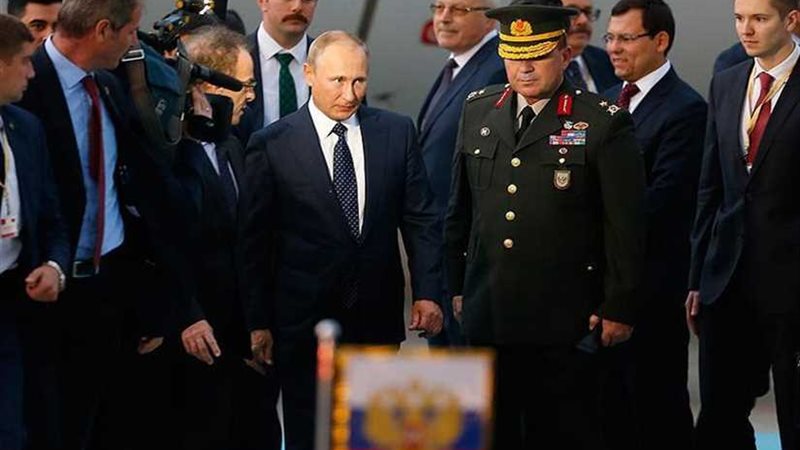 الرئيس الروسي يصل