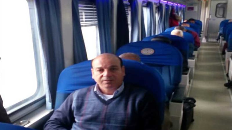 وزير النقل يجدد الثقة