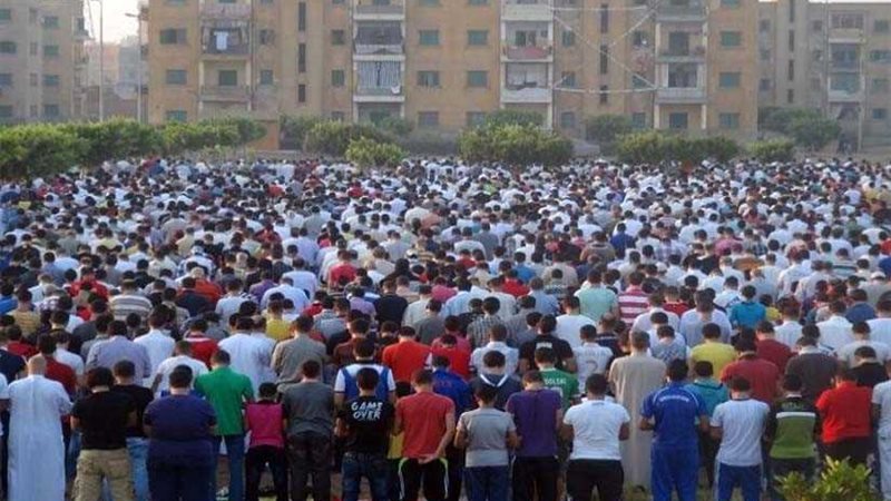 63 ساحة لأداء صلاة