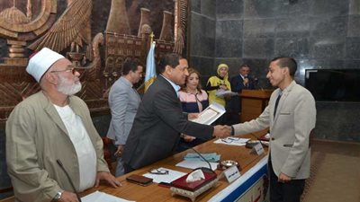 محافظ الغربية يكرم الفائزين في مسابقة 