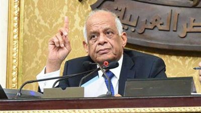 الحبس والغرامة لأى معتدى على الصحفيين...وعبد العال:حمايتهم واجبة