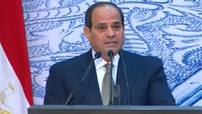 السيسي يشيد بدور علماء الأزهر والأوقاف في التصدي للتطرف (فيديو)
