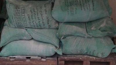 ضبط مديرى مخبزين لتصرفهما فى 23 طن دقيق مدعم فى بنى سويف