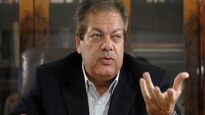 أبو العينين يتبرع بـ 100 عملية زراعة قرنية للمحتاجين