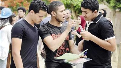 طلاب الثانوية بالغربية يطلبون إعادة توزيع الدرجات