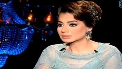 منى عبدالغني تكشف موقفًا كوميديًا أمام الرئيس مبارك.. 