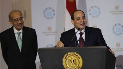 الرئيس السيسي يهنئ الشعب المصري والأمة الإسلامية بعيد الفطر المبارك