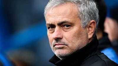 مورينيو يخطط لضم ثلاثي 