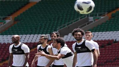 فرحة العيد .. محمد صلاح يشارك في تدريبات المنتخب قبل مباراة أوروجواي (صور و فيديو)