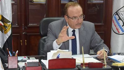 محافظ بني سويف يهنئ الرئيس السيسي بالعيد