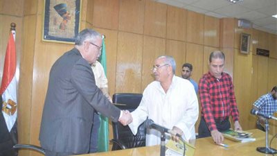 محافظ المنيا: آخر موعد لتلقي طلبات تقنين أراضي أملاك الدولة.. غدًا