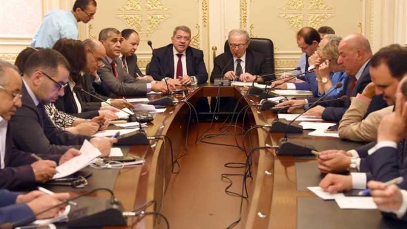 المالية: التضخم تراجع..