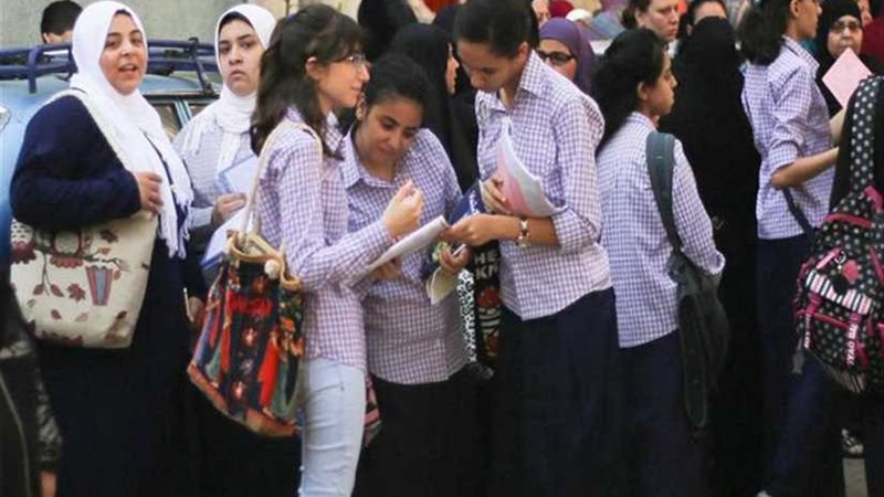 تباين آراء طلاب ثانوية