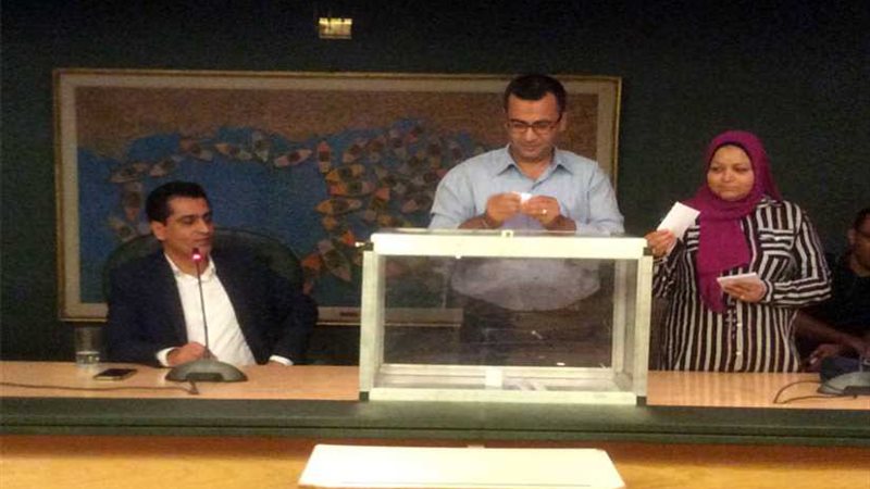 الصحفيين تعلن أسماء