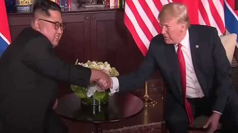 كوريا الشمالية :