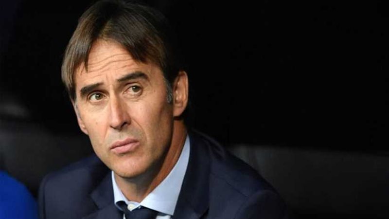 إقالة المدير الفني