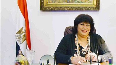 إيناس عبد الدايم : الحفاظ على الهوية أهم الأولويات