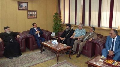 محافظ الغربية يستقبل المهنئين بعيد الفطر المبارك بمكتبه بالديوان