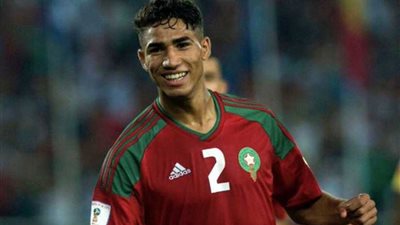 أشرف حكيمي يدخل التاريخ مع الأسود