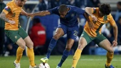 التعادل يفرض كلمته على الشوط الأول بمباراة فرنسا وأستراليا