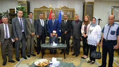 المصريين الأحرار بالسويس يهنئ الأهالي والمحافظ بعيد الفطر المبارك