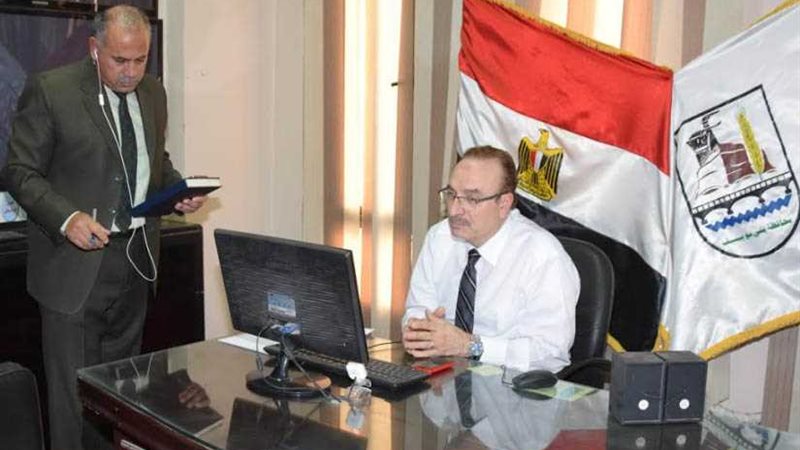 محافظ بني سويف يتابع