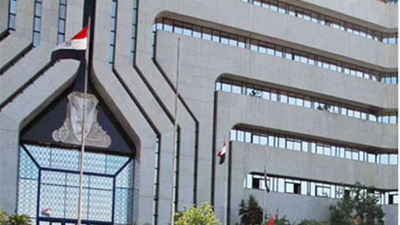 خلافات مالية تدفع