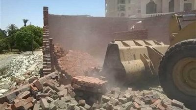 إزالة التعديات على أملاك الدولة بمنطقة 