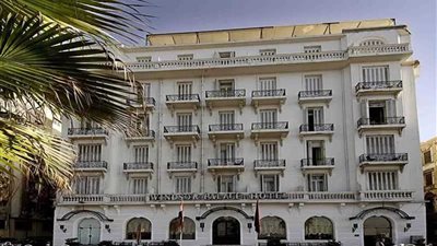 النيابة تحقق في سرقة والتعدي على صحفية في فندق وندسور بالإسكندرية