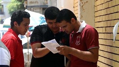 طلاب أسيوط يرحبون ب