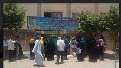 فرحة لسهولة أسئلة امتحان التفاضل ببني سويف