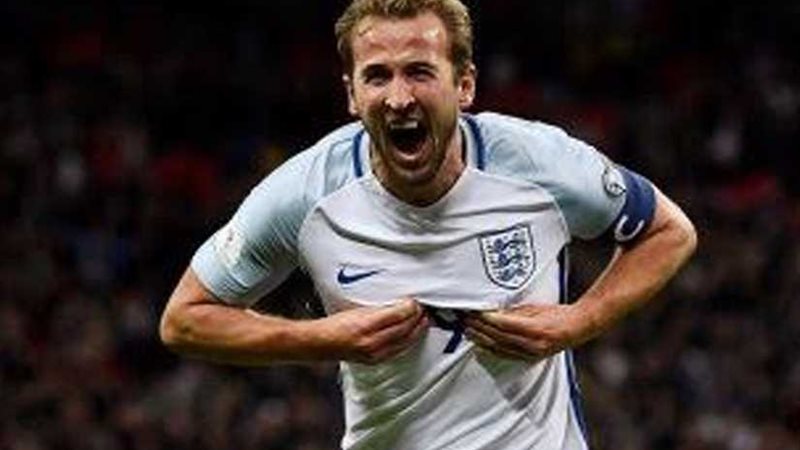 دقائق وتنطلق المباراة..ت