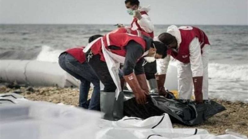 انتشال جثث مهاجرين