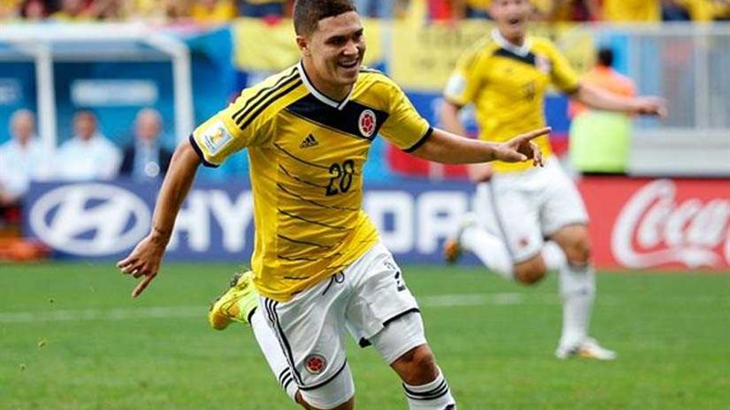 كينتيرو أول لاعب