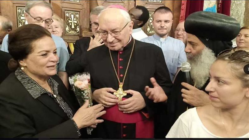 محافظ البحيرة تستقبل