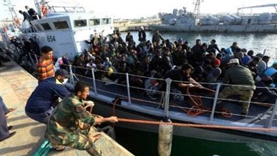 البحرية الليبية .. إنقاذ أكثر من 300 مهاجر