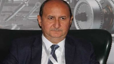 وزيرا التجارة والصناعة وقطاع الأعمال يبحثان تعزيز التعاون المشترك لتطوير الشركات الصناعية